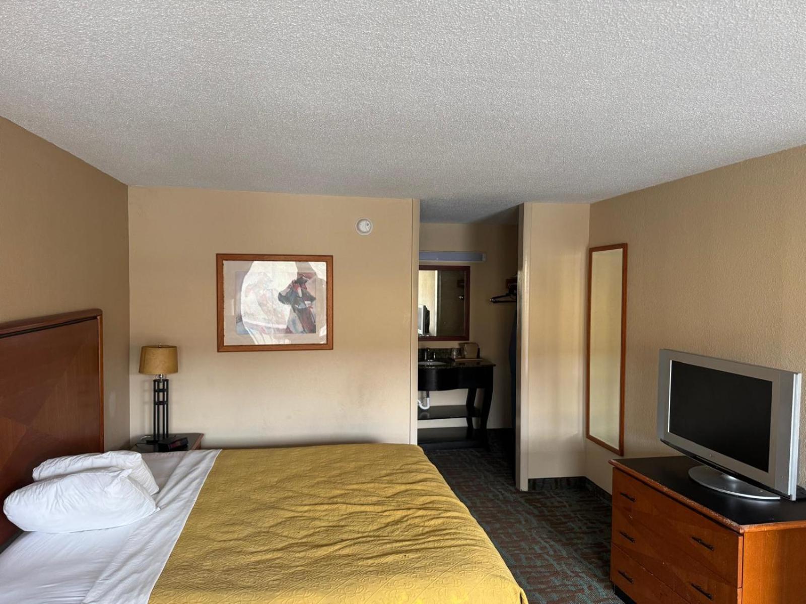 Oyo Hotel Harriman Near I-40 Exterior photo